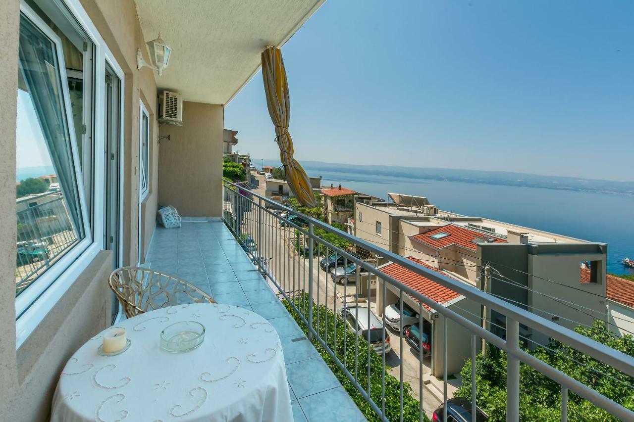 Apartment Marijana Omiš Eksteriør bilde